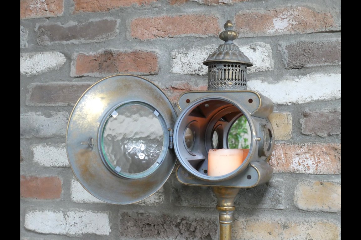 Wall Lantern