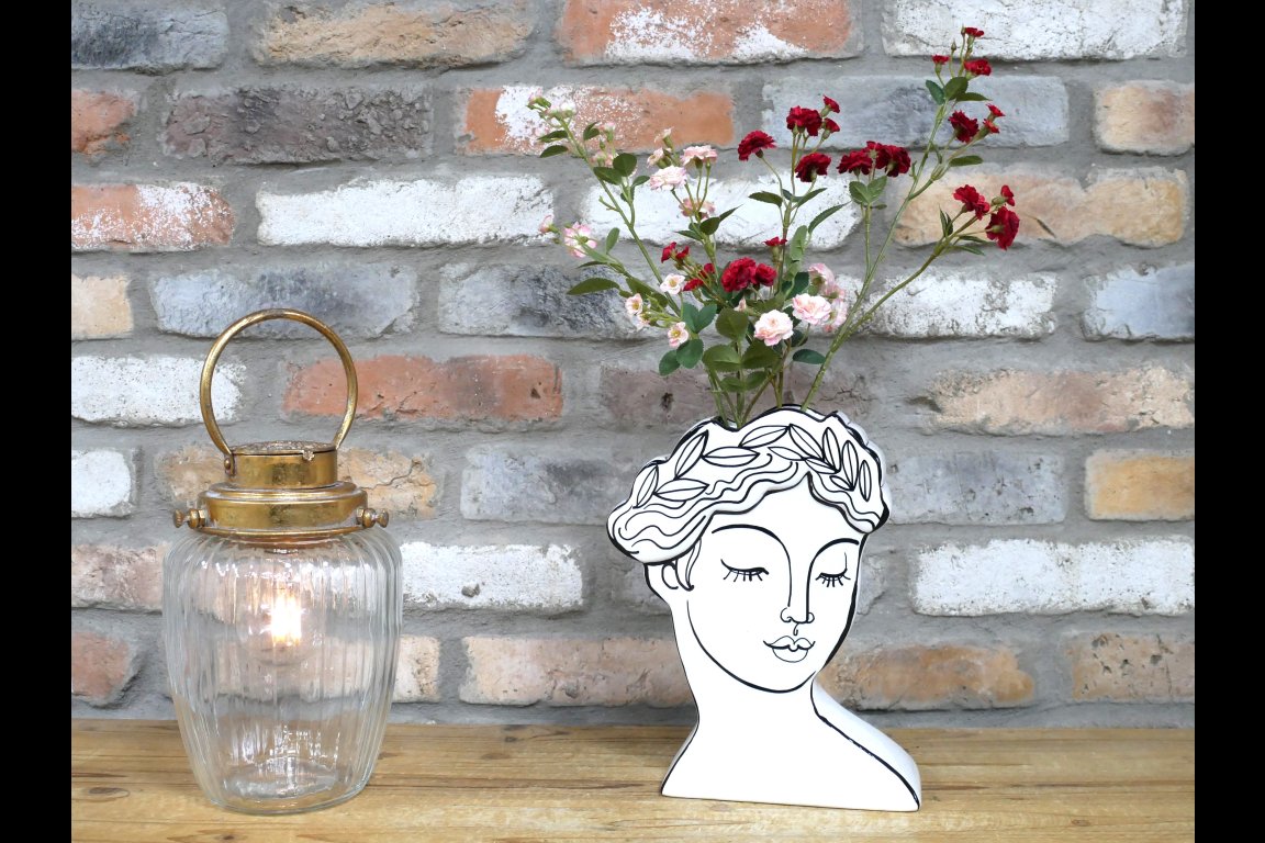 Lady Vase