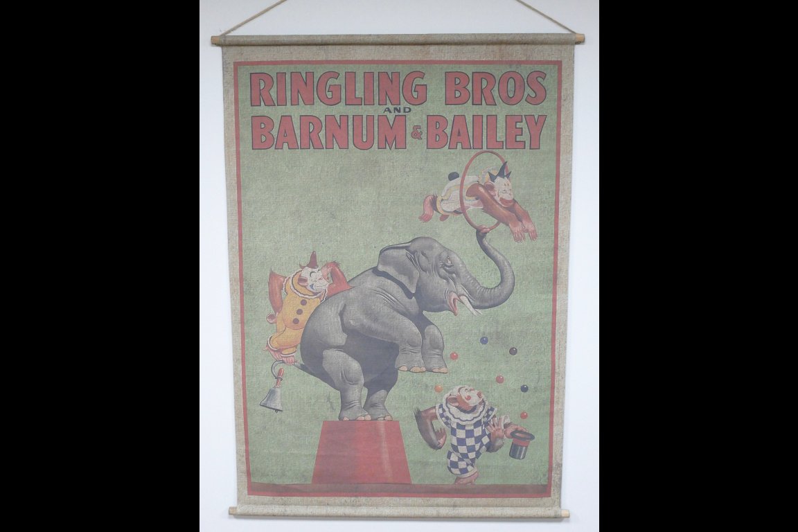 Canvas Wall Art - Monkey Clowns