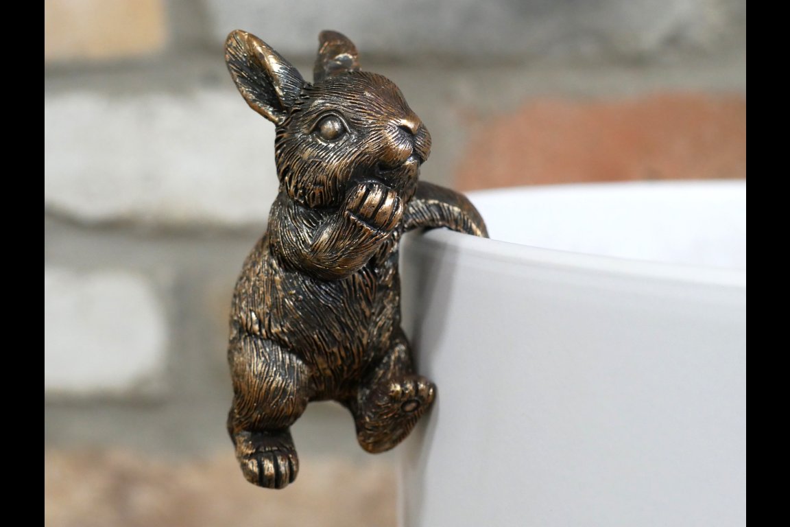 Rabbit Pot Hanger
