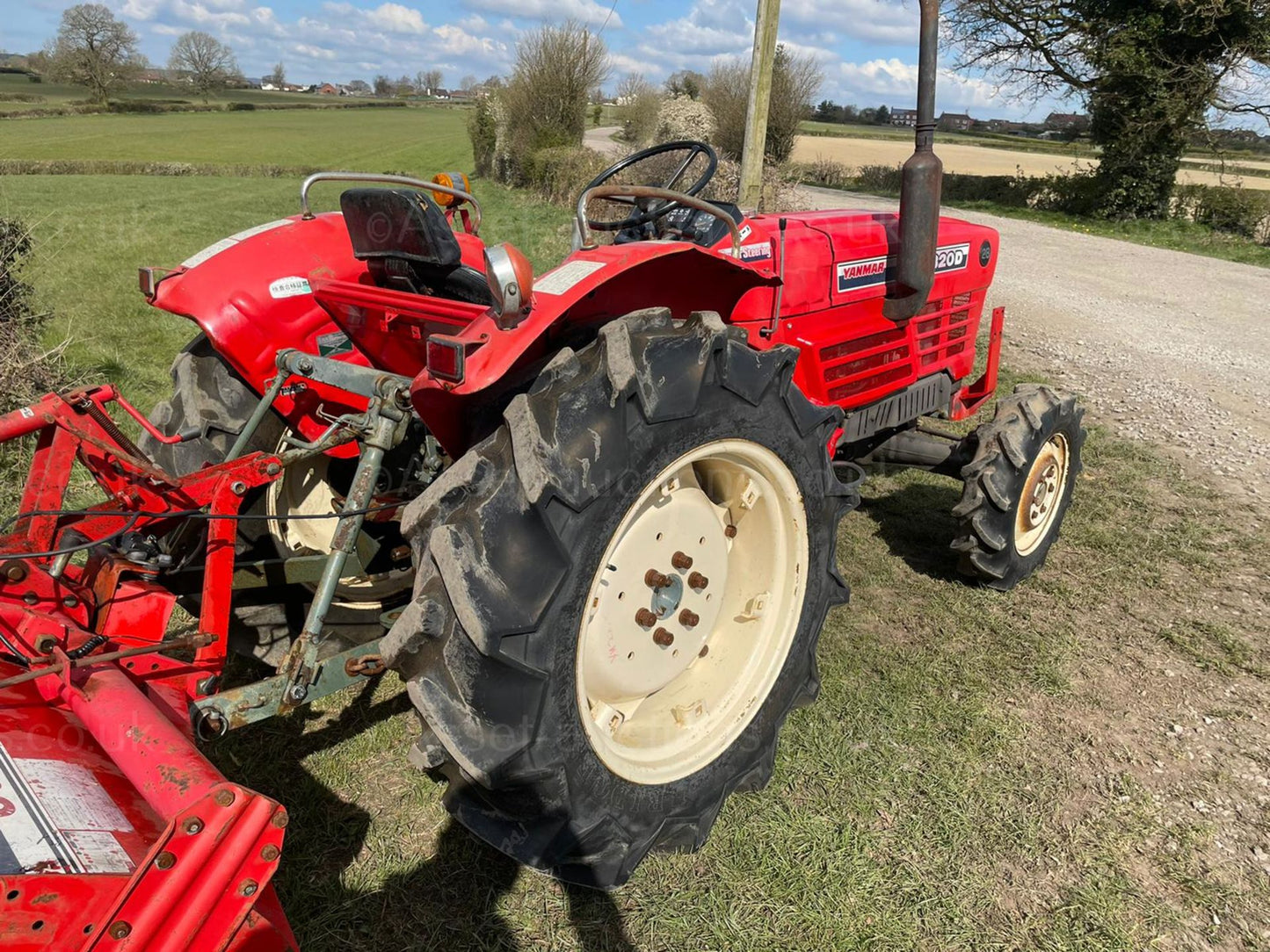 YANMAR YM2820D 28HP 4WD COMPACT TRACTOR WITH YANMAR RSC1600 ROTAVATOR