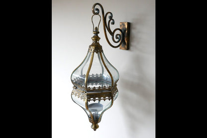 Hanging Lantern & Bracket