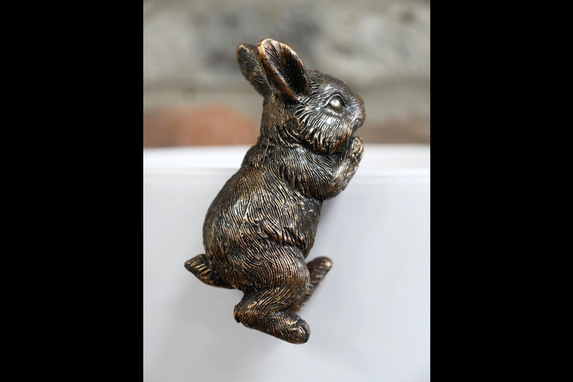 Rabbit Pot Hanger