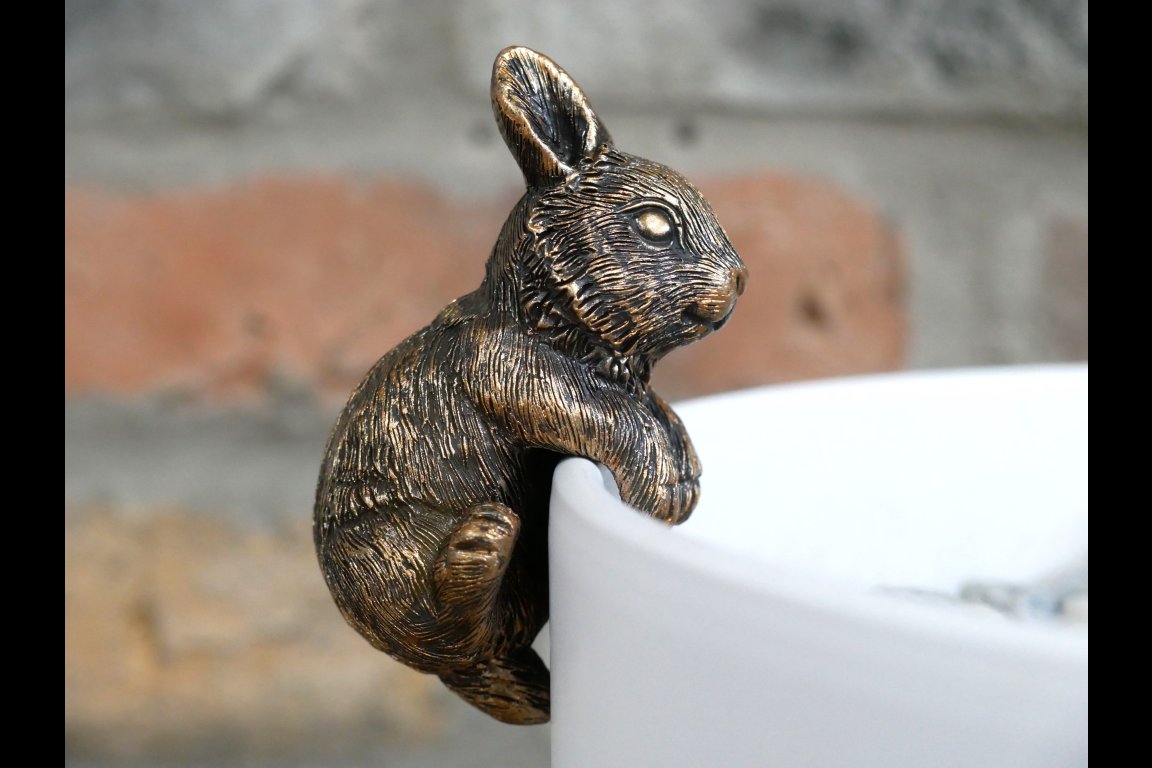 Rabbit Pot Hanger