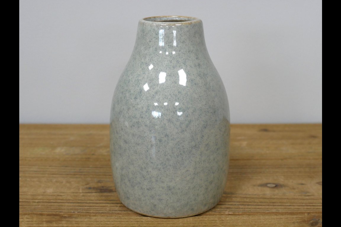 Vase / Flower Holder