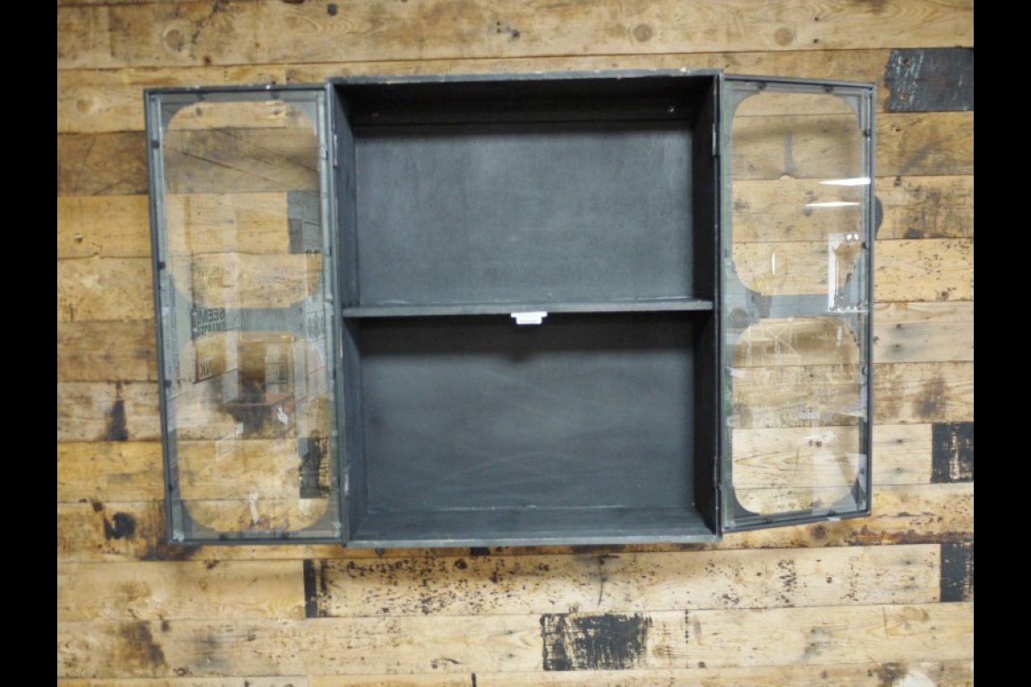 Wall Cabinet