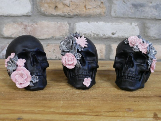 Set Of 3 Skulls