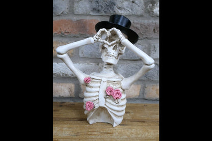 Love Skeleton