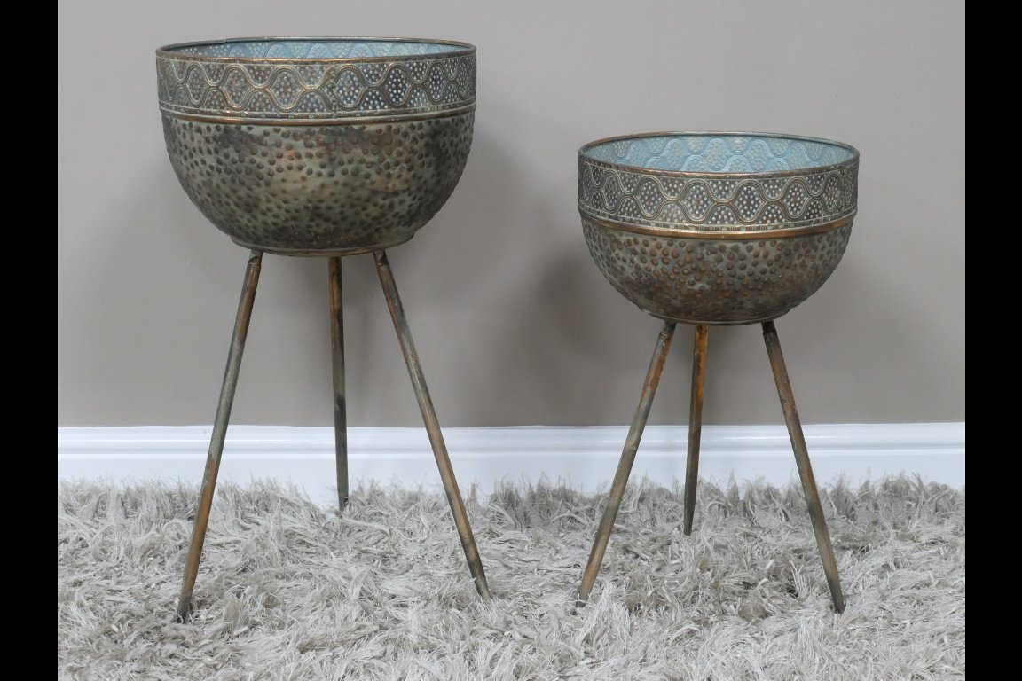 Set Of 2 Planters