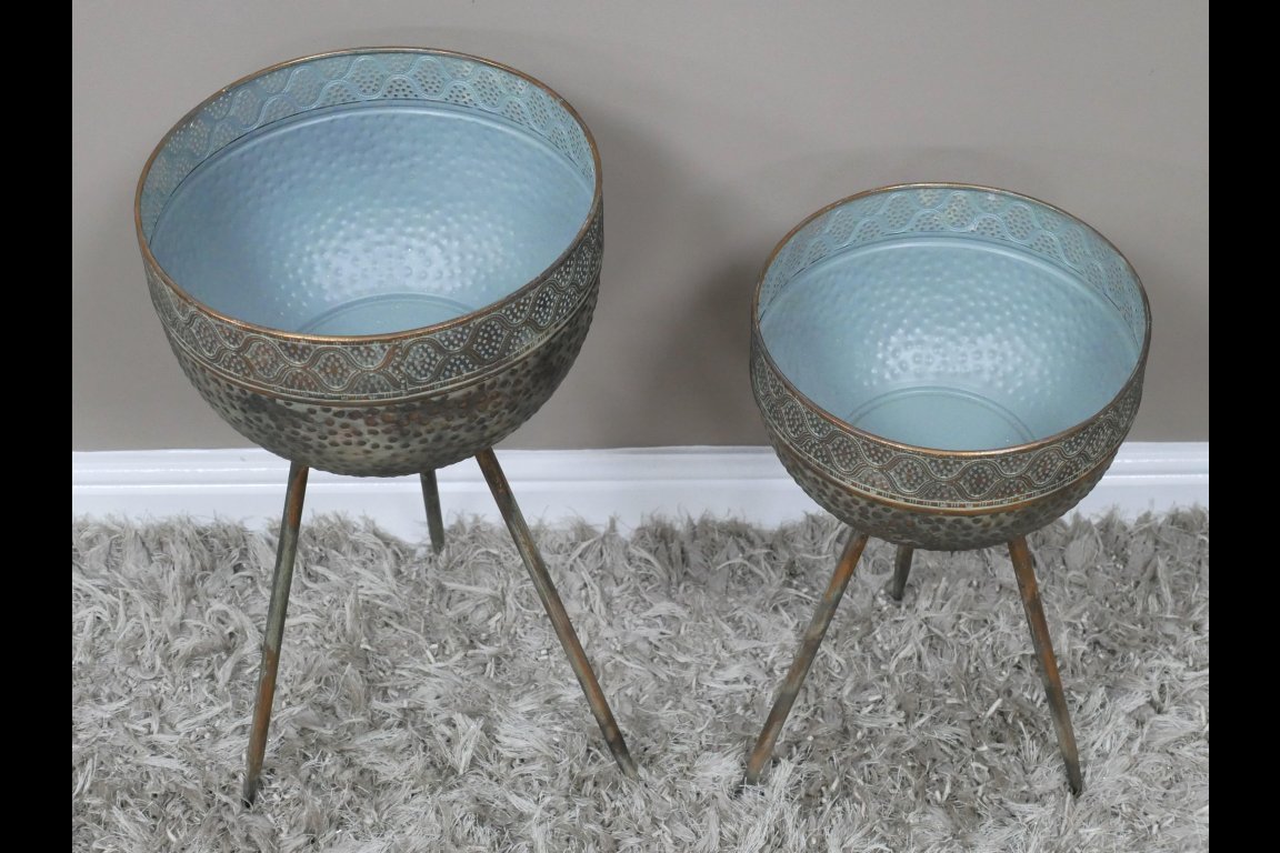 Set Of 2 Planters