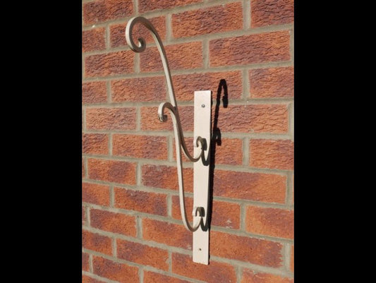 Cream Bracket
