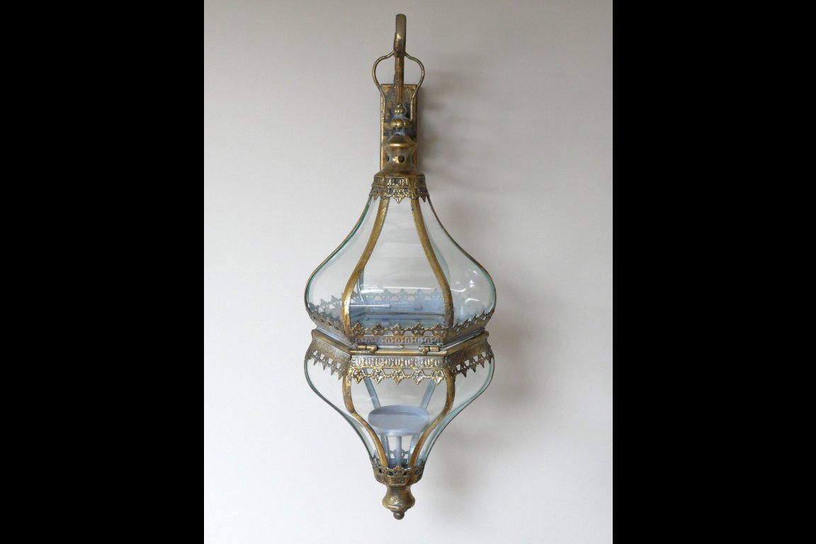 Hanging Lantern & Bracket