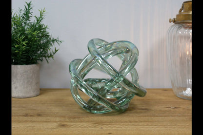 Glass Knot
