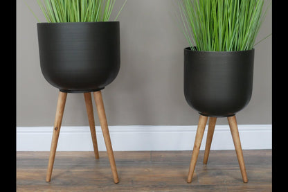Set Of Two Planters
