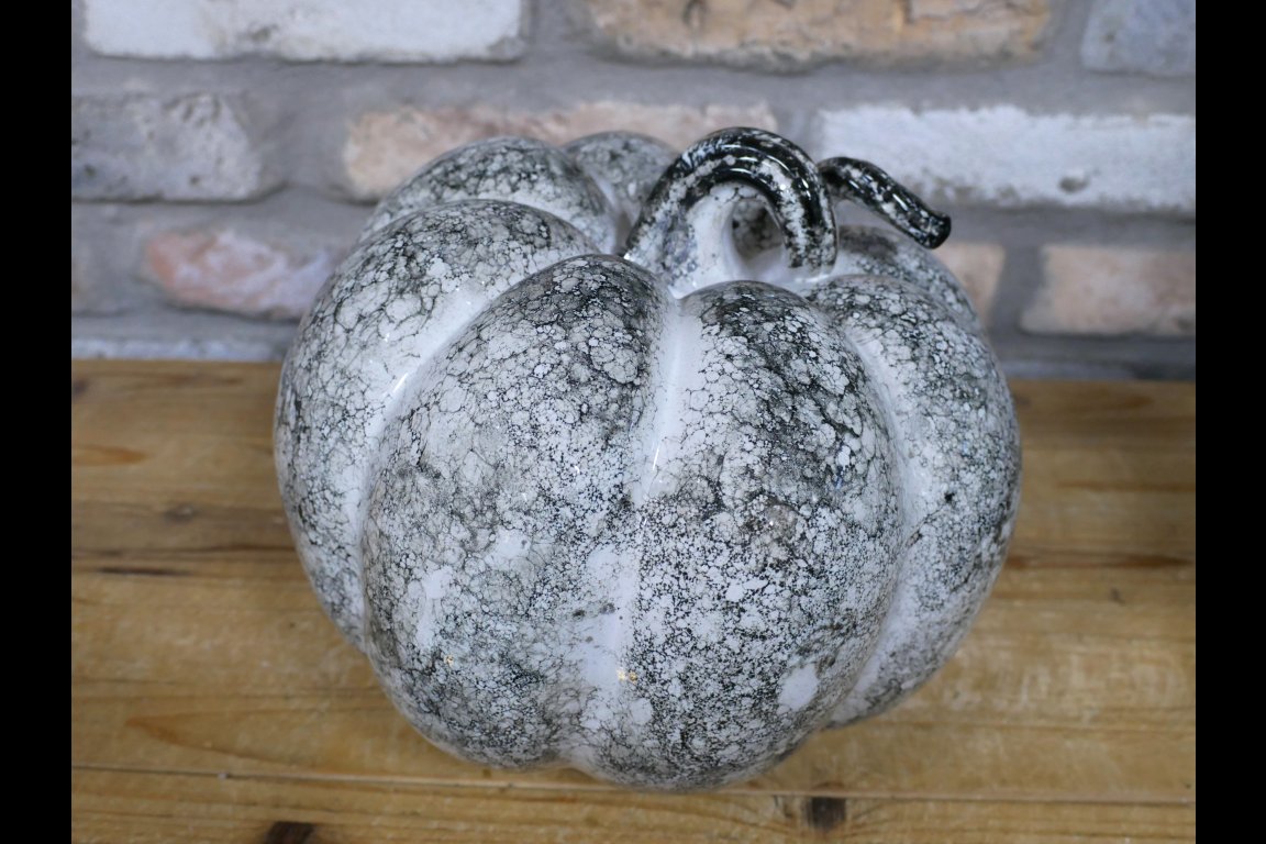 Pumpkin - Large