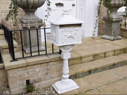 Aluminium Post Box White