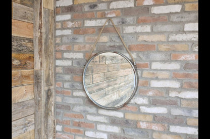 Circle Mirror