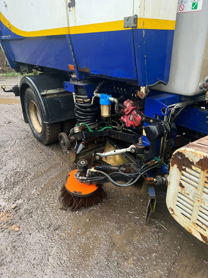 IVECO SCARAB MERLIN ROAD SWEEPER LORRY