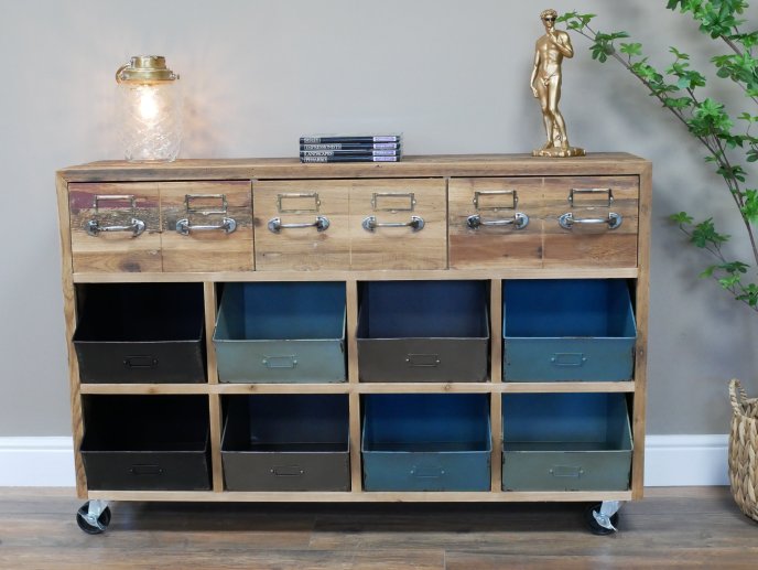 Rustic Storage Unit – Trade Sales 2002