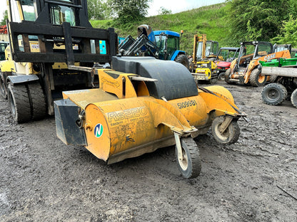 2018 EASTERN SWEEPER RS220 2.2 METRE HYDRAULIC SWEEPER BUCKET