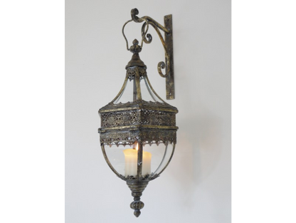 Lantern & Bracket