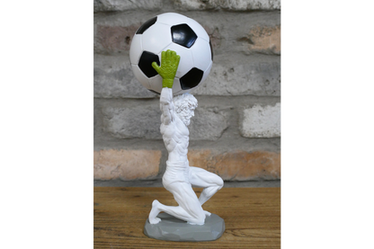 Atlas At The Pitch