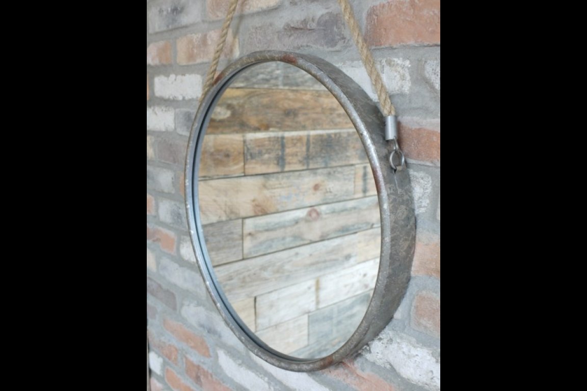 Circle Mirror