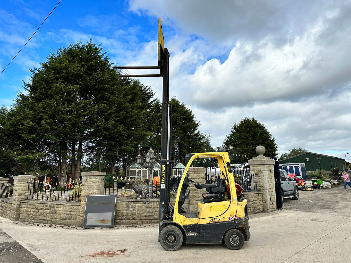 2017 Hyster Fortens H1.8FT 1.8 Ton Forklift With Roof