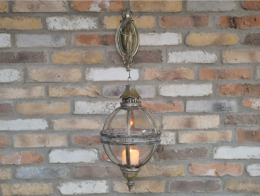 Lantern & Bracket
