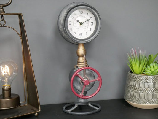 Pipe Clock