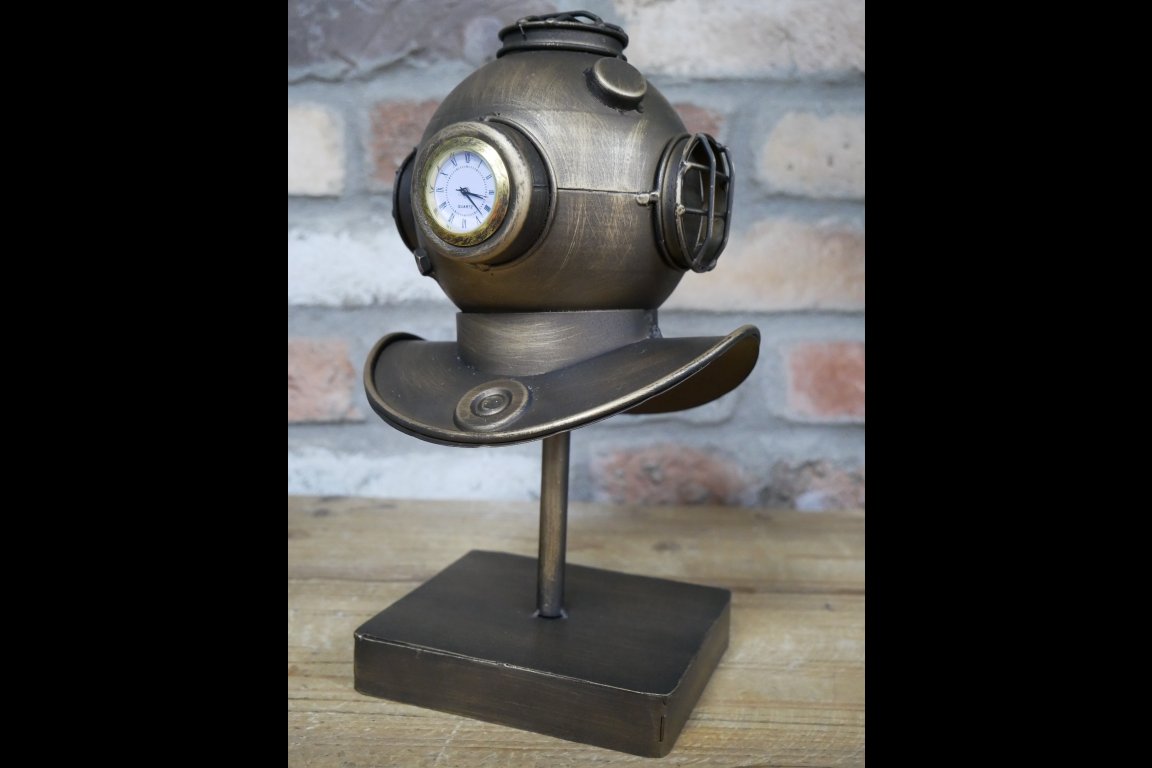 Divers Helmet Clock