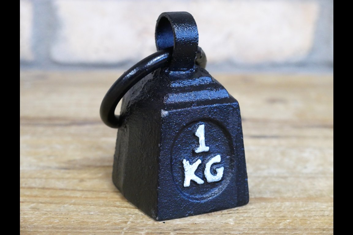 Weight 1kg
