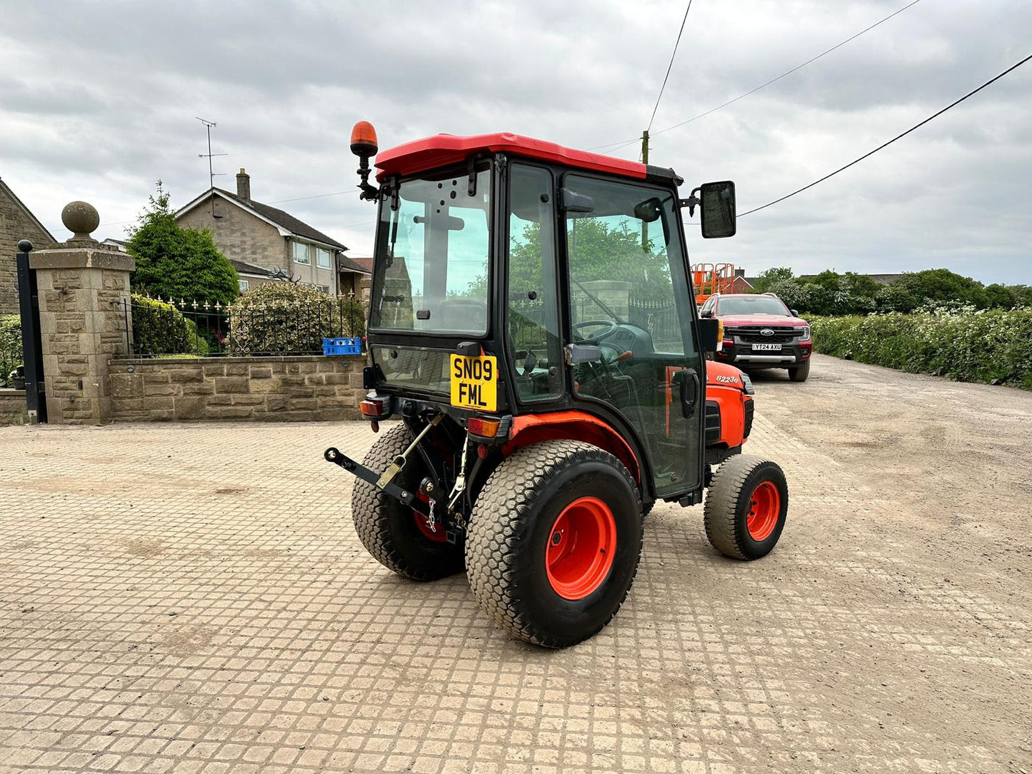 2009 KUBOTA B2230 22HP 4WD COMPACT TRACTOR