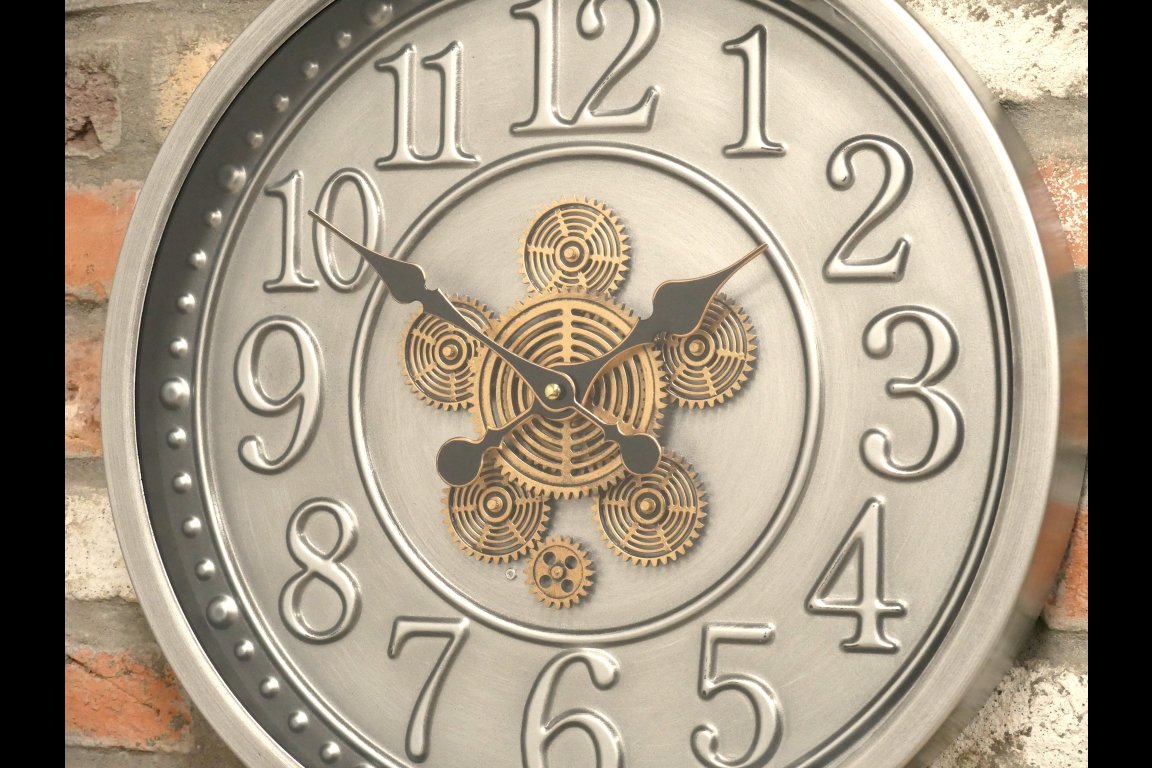 Clock With Cogs