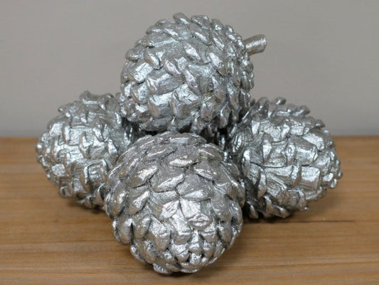 Set Of 4 Pinecones