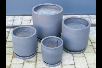 Set Of 4 Planters With Saucers