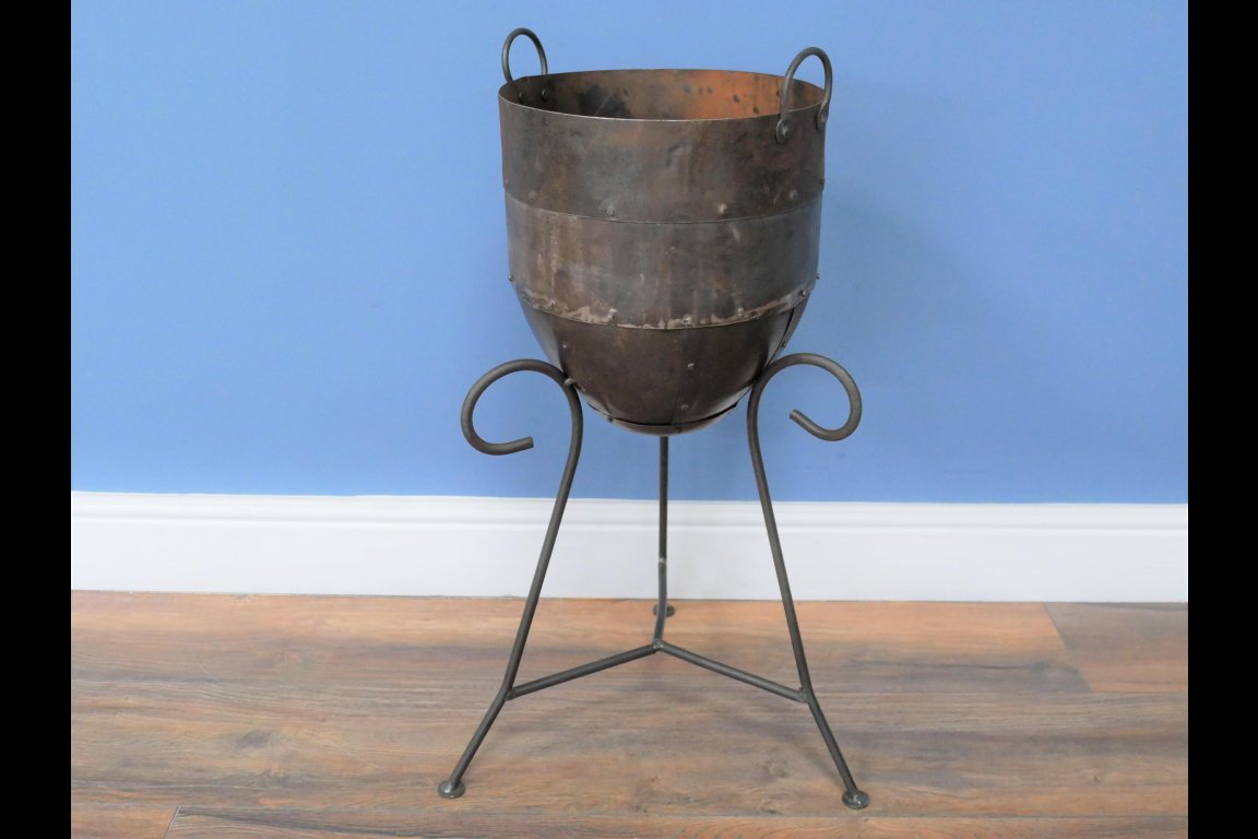 Iron Planter