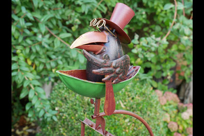 Bird In A Boat Stake