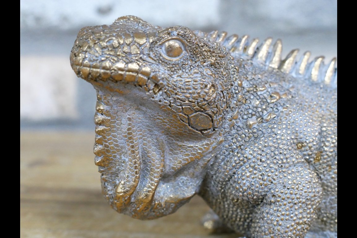 Lizard Candle Holder