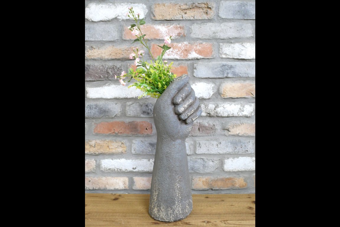 Hand