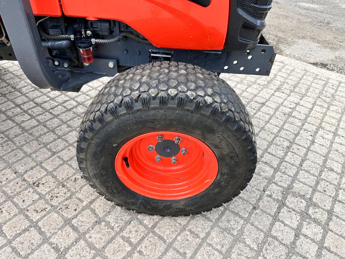 484 HOURS - KUBOTA B1241 4WD COMPACT TRACTOR