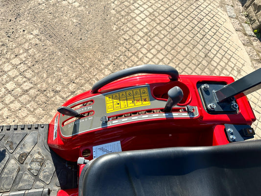 NEW/UNUSED MASSEY FERGUSON 1520 20HP 4WD COMPACT TRACTOR