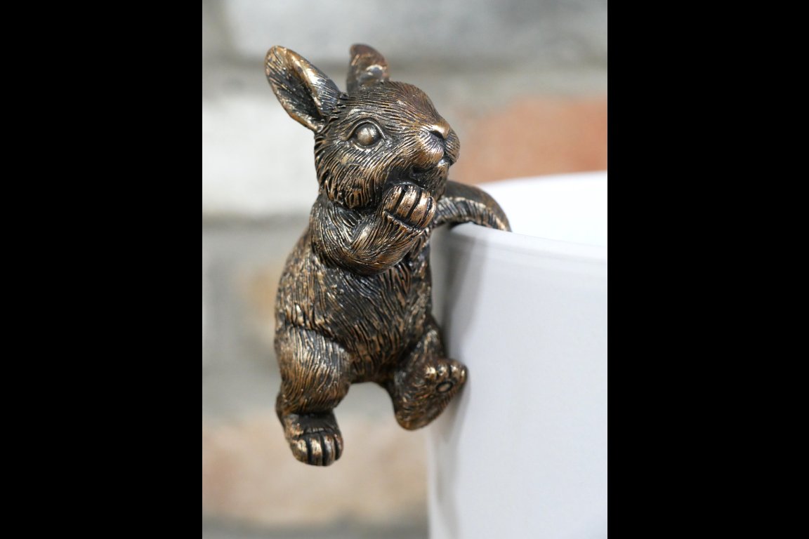 Rabbit Pot Hanger