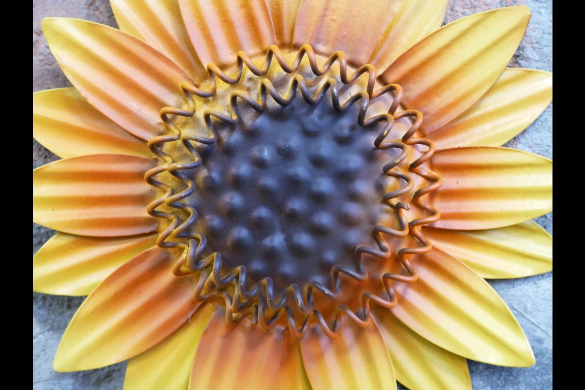 Sunflower Head Wall Decoration - S