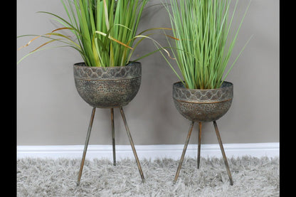 Set Of 2 Planters