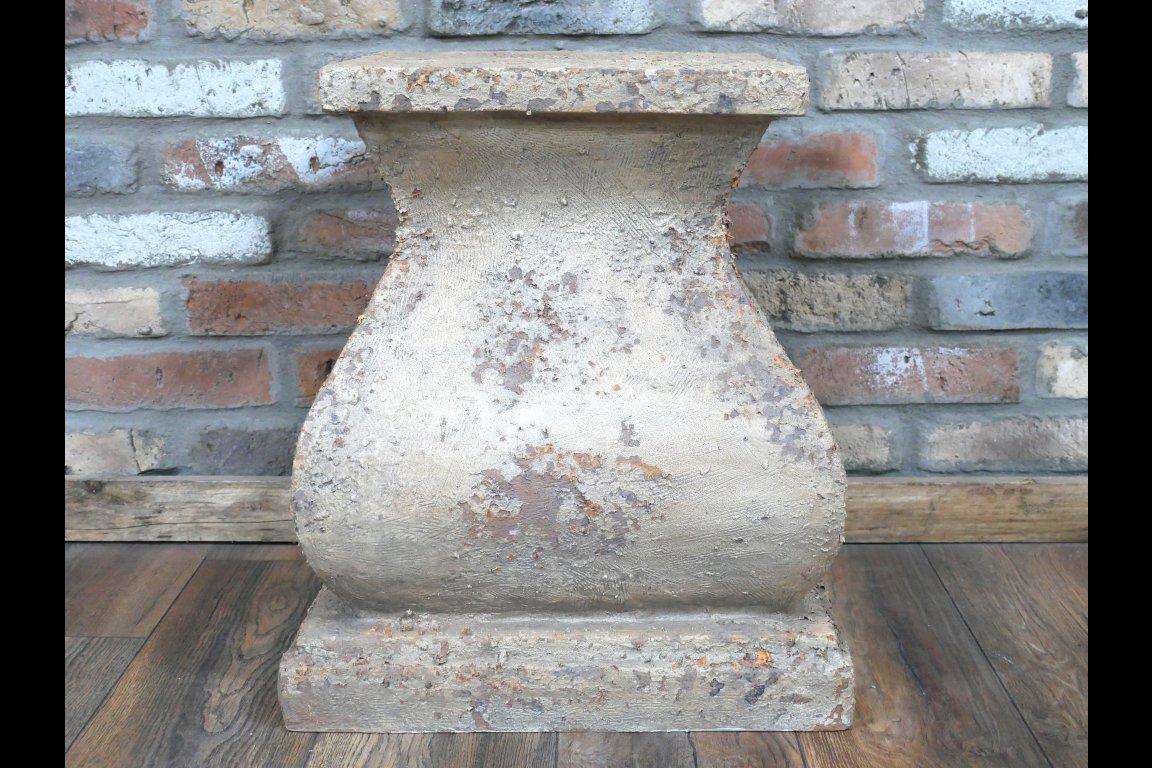 Pedestal
