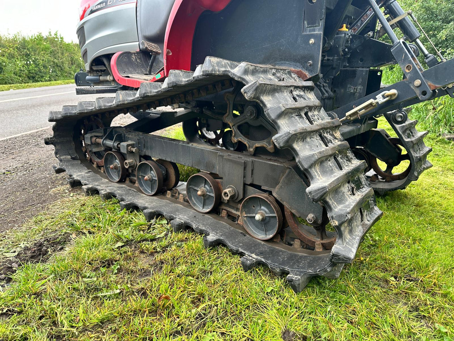 YANMAR CT122 22HP COMPACT TRACKED CRAWLER TRACTOR