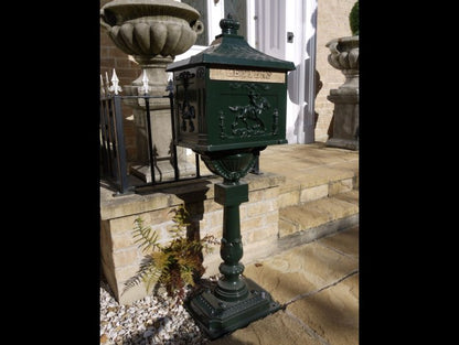 Aluminium Post Box Green