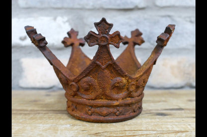 Crown Candle Holder