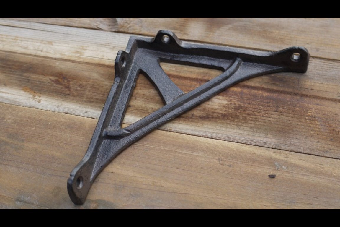 Shelf Bracket